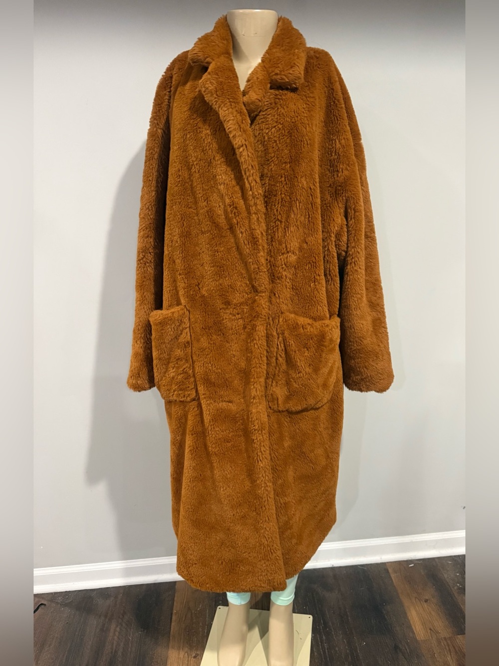 Sherpa coat size large Women Brown Teddy Long Overcoat Lined Button Front
